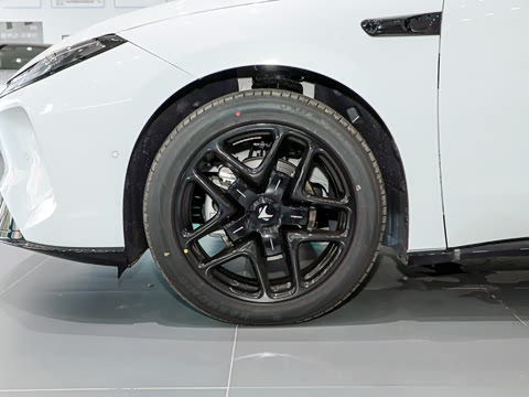 2026�� 535 MAX�����