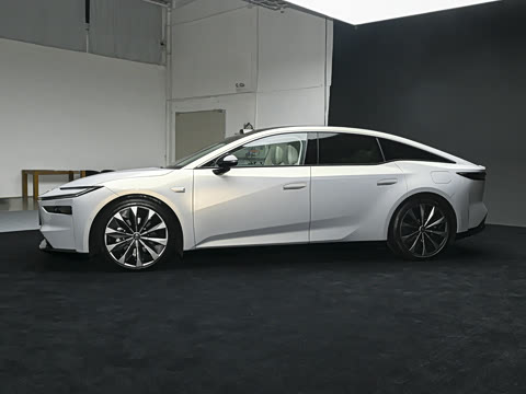 2026�� 710 Ultra�����״��