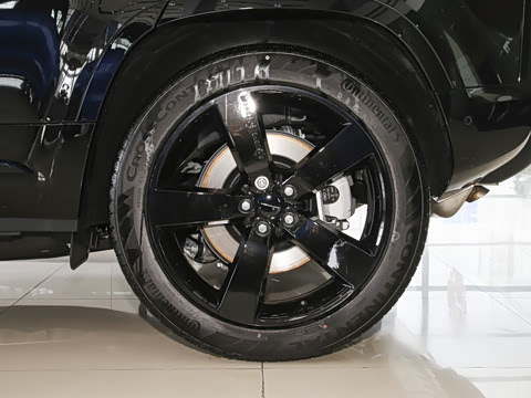 2026�� 110 3.0T P400 X-Dynamic HSE