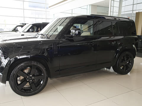 2026�� 110 3.0T P400 X-Dynamic HSE