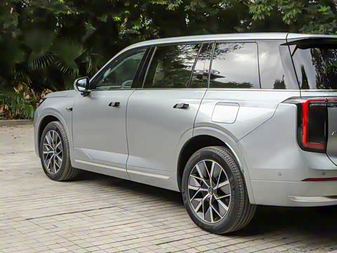 2025�� Ǭ�� UItra 5��