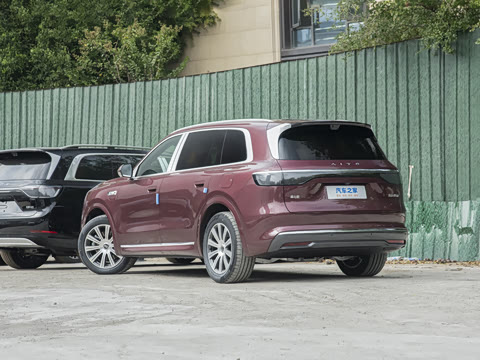 2025�� ���� Max+ ���������� 