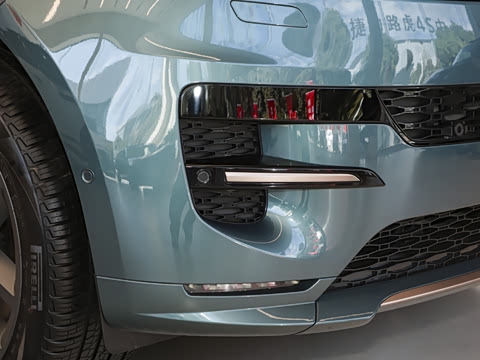 2025�� 400PS Dynamic SE