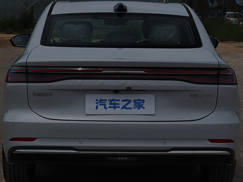 2026�� EM-i 235km ̽��+��