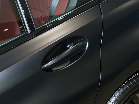 2026�� 330Li �����