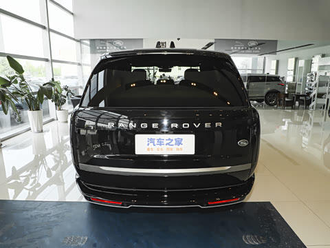 2025�� 3.0 L6 360PS ʢ����