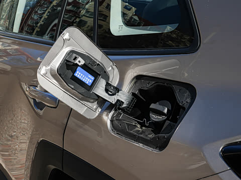 2026�� 2.0L ����������