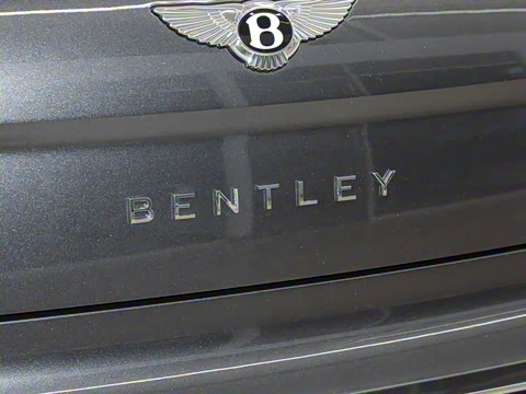 2026�� 4.0T V8 Mulliner