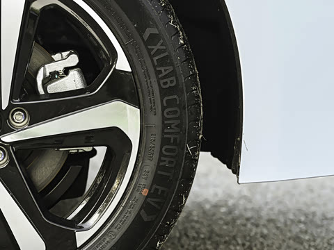 2026�� 705km MAX����������