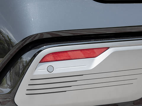 2026�� 225km EM-i Զ�����ǺӰ�