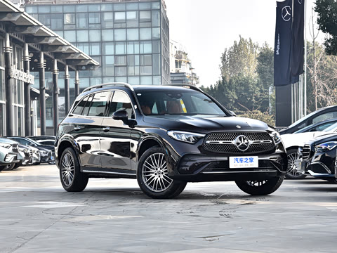 2026�� GLC 300 L 4MATIC ������ 5��