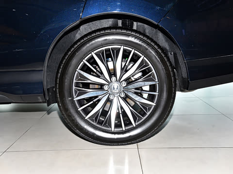 2026�� 240TURBO ����������