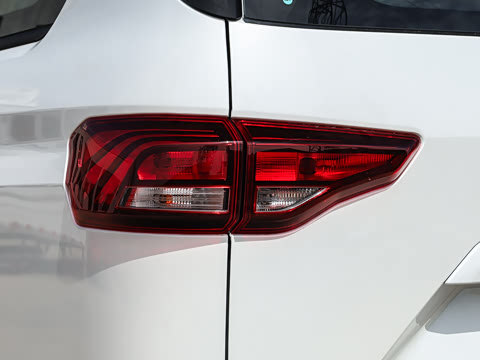 2026�� 2.0L �Զ��������� 7��