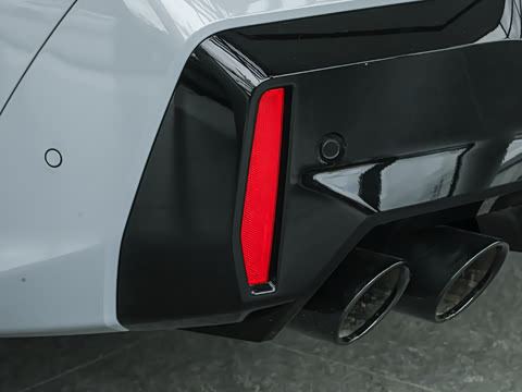 2026�� M35i