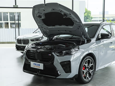 2026�� M35i