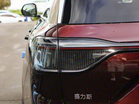 2025�� ���� Ultra�� 100kWh 5����