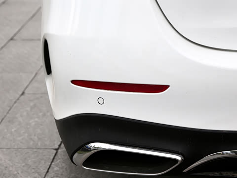 2026�� �Ŀ�� E 300 L ʱ���˶���