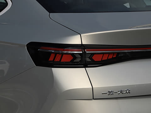 2026�� 380TSI DSG���������