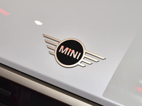 2026�� 2.0T COOPER S CABRIO �᲻�е��ر��