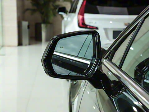 2026�� 2.0T �󶼻���