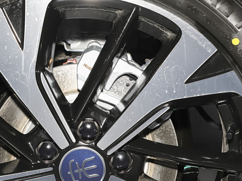 2026�� DM-i 220KM׿Խ��