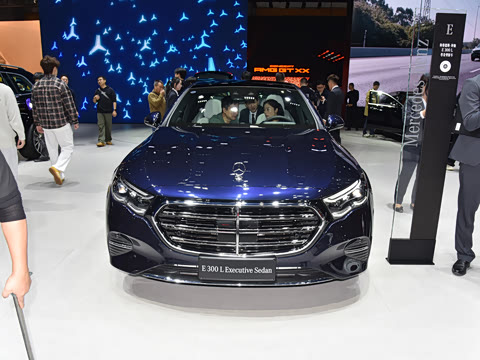 2026�� E 300 L �����