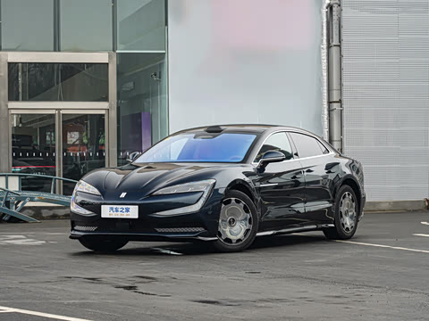 ���� ����U7