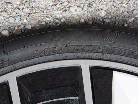 2026�� eDrive 40 L ��ҹ�˶���װ