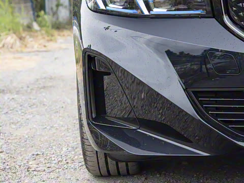 2026�� eDrive 40 L ��ҹ�˶���װ