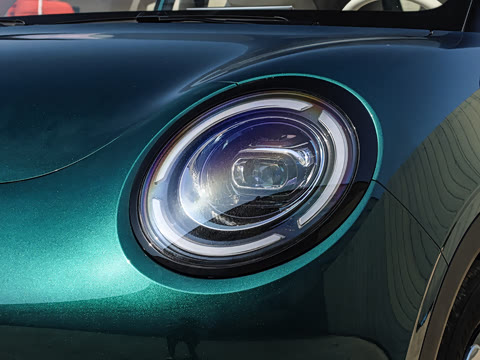 2026�� Pro 403km ������