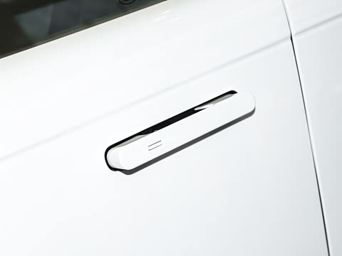 2025�� 3.0 L6 400PS ʢ���ӳ���