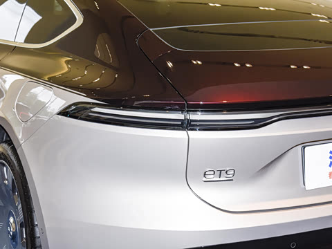 2025�� 102kWh ��ƽ���ر��