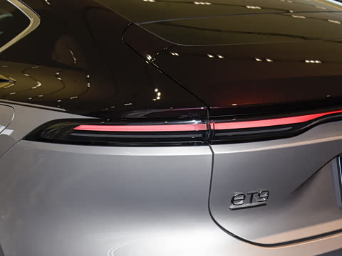 2025�� 102kWh ��ƽ���ر��