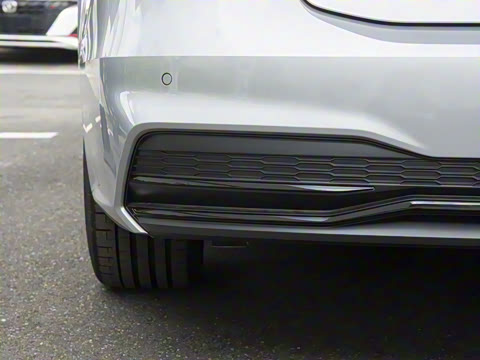 2025�� 55 TFSI quattro ������