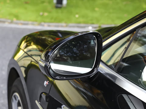 2025�� PHEV �����콢��