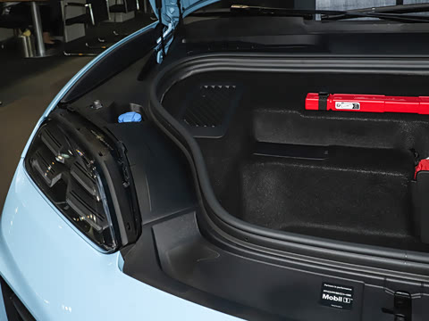 2026�� Macan ��������