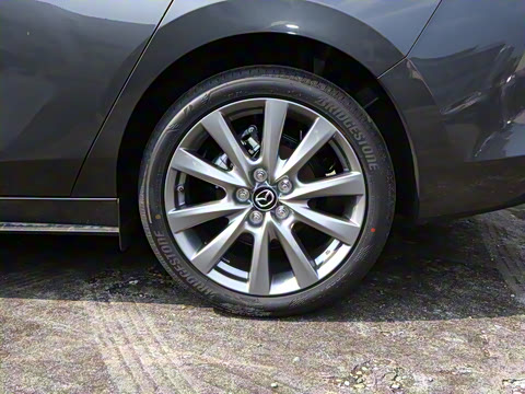 2025�� 2.0L �Զ������