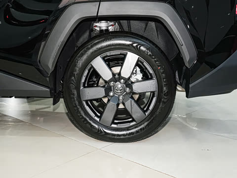 2026�� 2.0L ����������