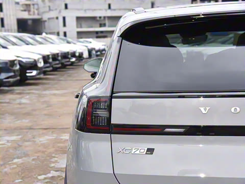 2026�� ������������Plus