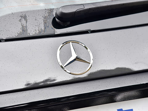 2026�� GLC 300 L 4MATIC ������ 5��