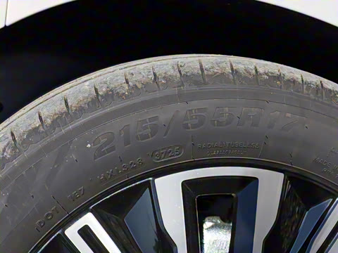 2025�� 1.5T CVT ��Ӣ��