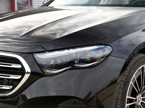 2026�� E 300 L �����