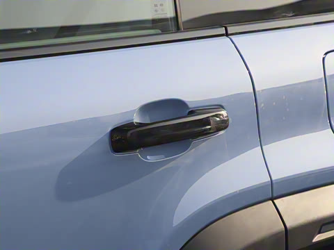 2025�� Ԫ�����а�