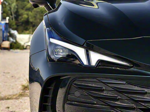 2026�� 2.0T 405 AT������