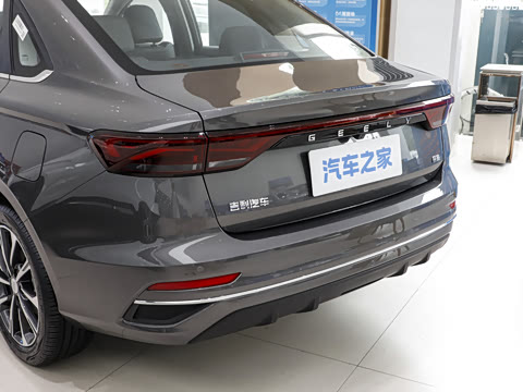 2027�� ���� 1.5L CVT������
