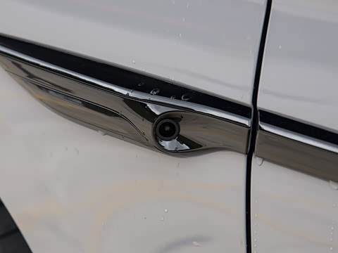 2026�� EV �Ǽݰ� 705KM���������