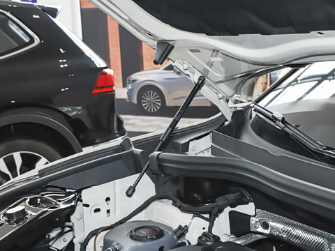 2026�� PRO 380TSI ���� R-Line �����