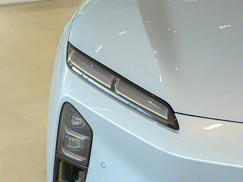 2025�� 100kWh Touring