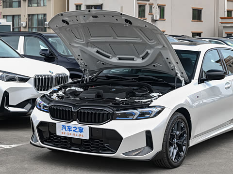 2026�� 330Li ������ M�˶���ҹ��װ