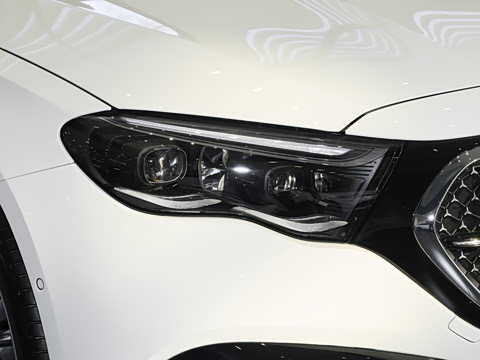 2026�� E 300 �������˶���